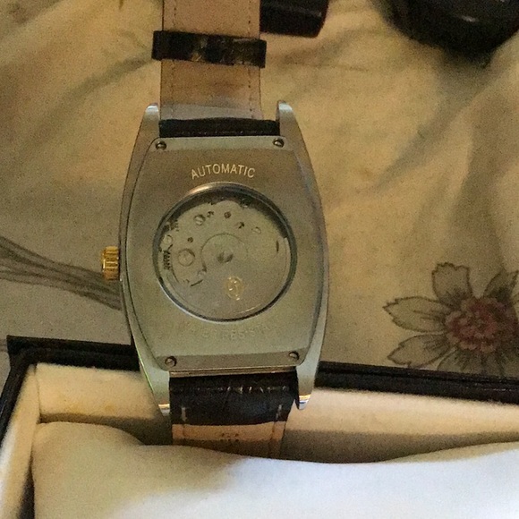 Watch - Picture 2 of 2